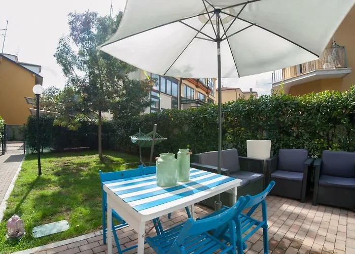 Villa Giardino di Annabella-giardino privato-posto auto Bologna